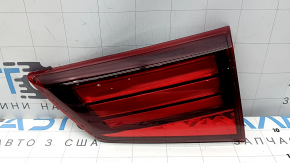 Фонарь внутренний крышка багажника правый Mitsubishi Outlander 14-21