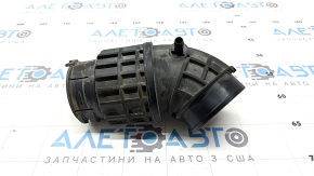 Воздуховод от фильтра второй Hyundai Santa FE 21-23 2.5T