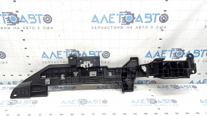 Кронштейн обшивки арки правый Land Rover Range Rover Velar 18-23