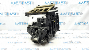Корпус печки голый кондиционер Hyundai Santa FE 21-23 2.5, 2.5T без радиаторов и актуаторов, сломано крепление