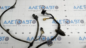 Проводка заднего бампера Audi Q5 80A 18-20 под парктроники, датчик открывания двери багажника ногой и BSM, треснут корпус фишки