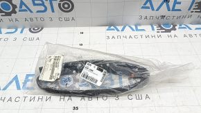 Уплотнитель капота Hyundai Ioniq 5 22-26 на бампере