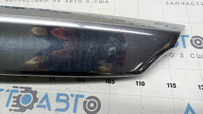 Молдинг решетки радиатора верхний центральный Honda Accord 18-20 светлый хром, с креплением и эмблемой, сколы