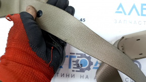 Водительский ремень безопасности с натяжителем и пиропатроном Nissan Rogue 14-20 бежевый, под химчистку