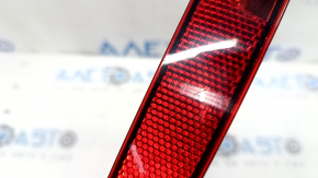Reflector bara spate stânga pentru Porsche Cayenne 19-26 (zgârieturi)