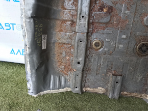 Portbagajul modelului Honda CRV 23-26 HEV este găurit