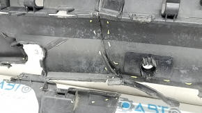 Губа заднего бампера Porsche Cayenne 19-23 структура под парктроники, Base, S, сломана, надорвана, царапины, отсутствую фрагменты