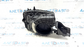 Carcasa încălzitorului și ventilația goale ale Porsche Cayenne 19-26