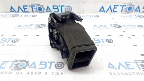 Deflector de aer pentru panoul frontal dreapta al pasagerului Kia Sportage 20-22, negru cu ornamente cromate, zgârieturi