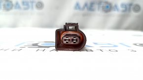 Conector senzor blocare capotă stânga pentru un Porsche Cayenne 19-26