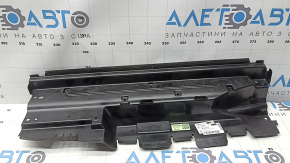 Дефлектор радиатора верхний Jeep Compass 22-22 2.4 верхняя часть