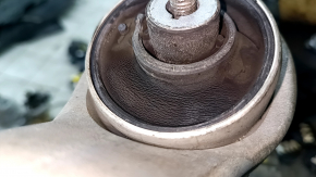 Braț de control inferior față stânga spate Porsche Cayenne 19-26 microfisuri S/B