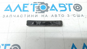 Emblema ECOBOOST AWD de pe hayonul modelului Ford Edge 19-24 s-a desprins.