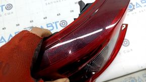 Фонарь внешний крыло левый Nissan Rogue Sport 20-23 царапины