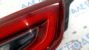 Фонарь внутренний дверь багажника левый Nissan Rogue Sport 20-23 царапины