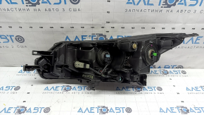 Far dreapta față cu halogen Nissan Rogue Sport 20-22, zgârieturi