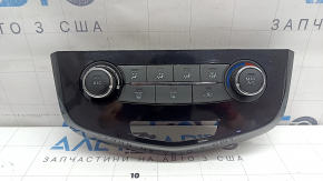 Nissan Rogue Sport 17-22 climatizare manuală, zgârieturi