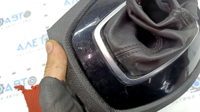 Накладка шифтера КПП Nissan Rogue Sport 17-23 черная, царапины