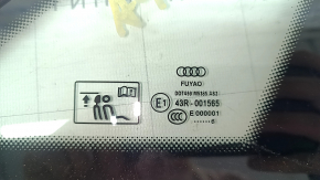 Форточка глухое стекло задняя правая Audi A4 B9 17-19 хром, царапины, надрыв уплотнителя