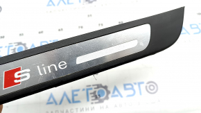 Zgârieturi prag exterior spate dreapta Audi A6 C7 12-18 S-line