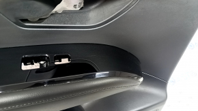 Обшивка двери карточка задняя левая Hyundai Tucson 22-24 кожа черная с черной вставкой ткань, подлокотник черная кожа, хром молдинг с черным глянцем, царапины, под химчистку, в копоти
