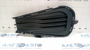Решетка бампера правая VW Jetta 22-25 без птф, структура