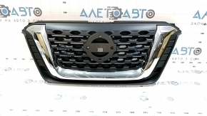 Grilă radiator pentru Nissan Kicks 18-20 pre-restaurare, S, SV