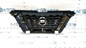 Решетка радиатора grill Nissan Kicks 18-20 дорест, S,SV