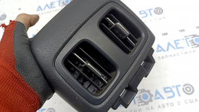 Ornament consolă centrală spate cu deflector de aer Hyundai Tucson 22-26 negru, tip 2, zgârieturi