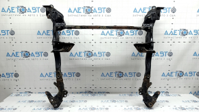 Cadrul frontal ruginit al unui Audi A6 C7 12-18