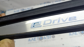 Накладка порога передняя правая наружная BMW 3 F30 12-18 черная с хромом, E-Drive, царапины
