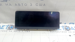 Monitor navigație BMW Seria 3 F30 4D 12-18 8.8", zgârieturi