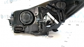 Far dreapta față, gol, închis la culoare, Ford Focus mk3 11-14 pre-restaurare