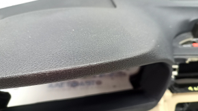 Bord față cu airbag BMW 3 F30 12-18 4p, negru cu bej, fără proeminențe, zgârieturi, plasă ruptă, necesită curățare
