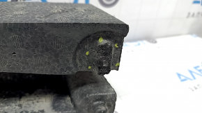 Amortizor bara față Toyota Prius 50 16-18, partea superioară, elemente de fixare rupte