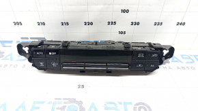Zgârieturi pe panoul de control al climatizării la Toyota Prius 50, 16-22