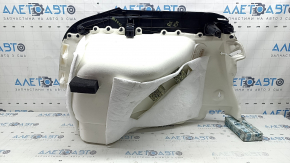 Ornament arc dreapta pentru roată de rezervă Toyota Prius 50 16-19, negru, zgârieturi