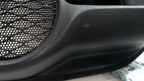 Ornamente ușă spate dreapta Toyota Prius 50 16-18 negru, inserție neagră, cotiera piele neagră, zgârieturi, denivelări