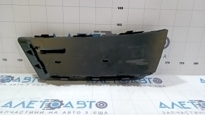 Решетка переднего бампера левая Audi A4 B9 17-19 без радара, мат