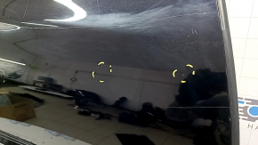 Дверь в сборе задняя правая Toyota Prius 50 16-18 черный 218, царапины, тычки, надломана фишка