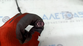 Punte spate stânga cu butuc pentru BMW Seria 3 F30 12-18 cu capac, RWD, PHEV, cu transmisie, butuc și senzor ABS, ruginit