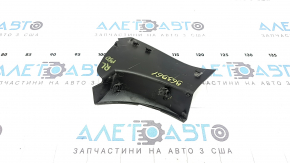 Capacul stopului exterior stânga spate pentru un Toyota Prius 50 16-18 are un suport defect.