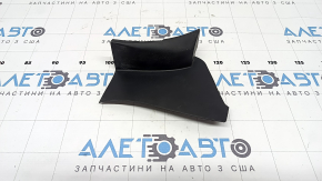 Capacul stopului exterior dreapta spate pentru un Toyota Prius 50 16-18 are un suport defect.