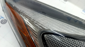Far dreapta față cu LED pentru Toyota Prius 50 16-18, lustruit, zgârieturi