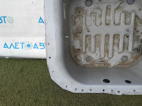Jgheabul portbagajului modelului Land Rover Range Rover Velar 18-20 este găurit