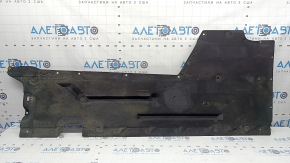 Protecție partea inferioară dreapta pentru BMW 3 F30 4d 12-18 uzată și cu rupturi.