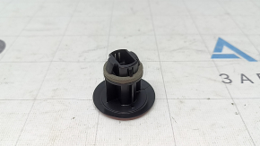 Clemă de fixare prag mare Toyota Prius 50 16-22