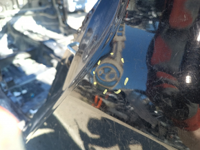 Aripă spate stânga Toyota Prius 50 16-18 sub BSM pe caroserie, negru, cu proeminențe
