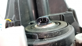 Far stânga față pentru Toyota Prius V 15-17, gol, halogen, necesită lustruire, suport defect
