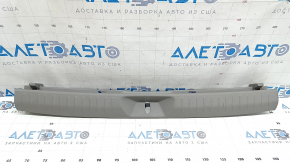 Ornamente portbagaj Toyota Prius V 15-17, gri, zgârieturi
